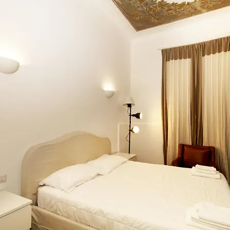 Boccaccio - 4 Posti - Metro Appartement *
