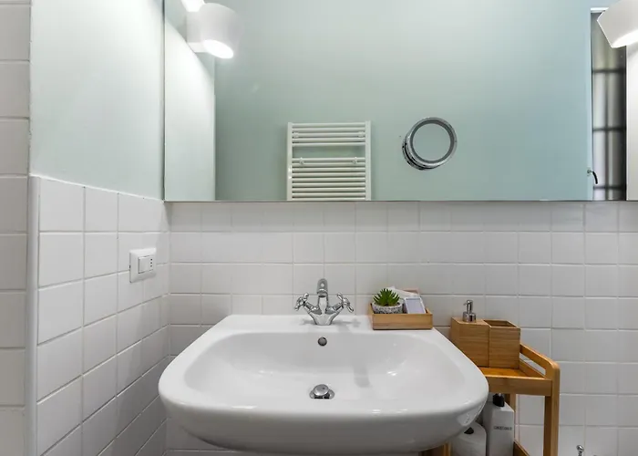 Boccaccio - 4 Posti - Metro Apartment Milan